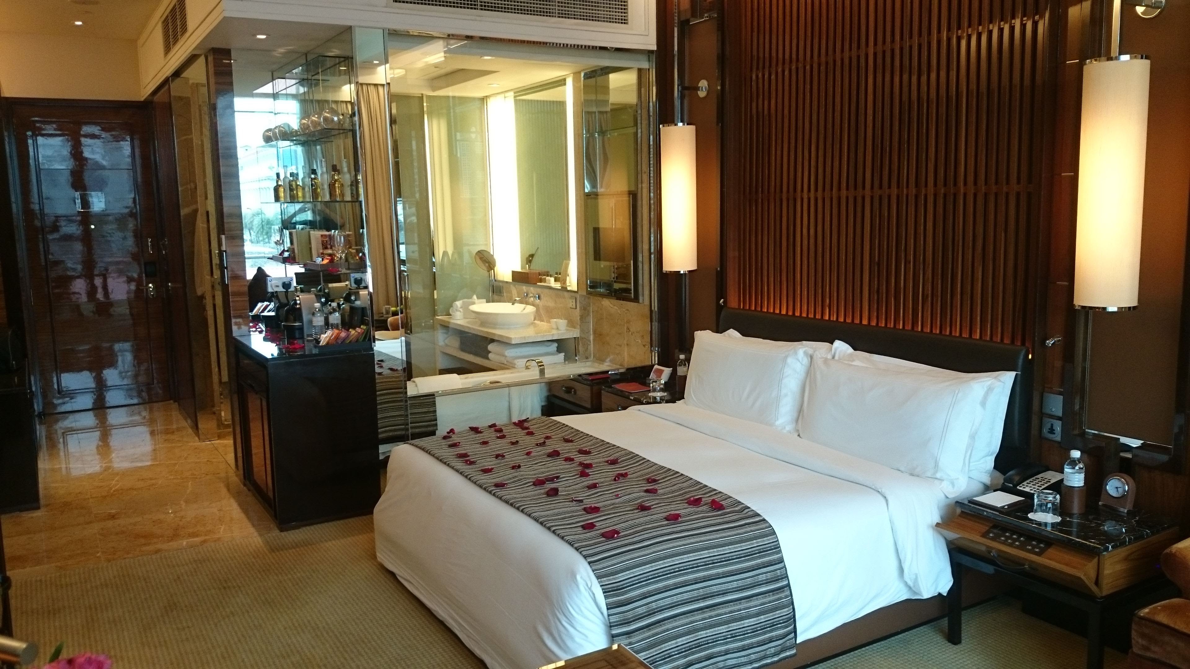 The Fullerton Bay Hotel Singapore – Premier Room