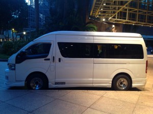 9 13 Seater Maxicab Minibus Minivan Big Taxi Singapore Maxi Cab Maxicab Singapore 6 13 Seater Maxi Taxi In 15 Mins 2021 Price From 50 24 Hrs Guranteed Booking