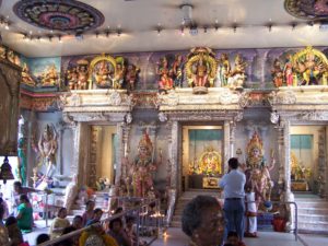 100 0399 300x225 Sri Veeramakaliamman Temple in Singapore