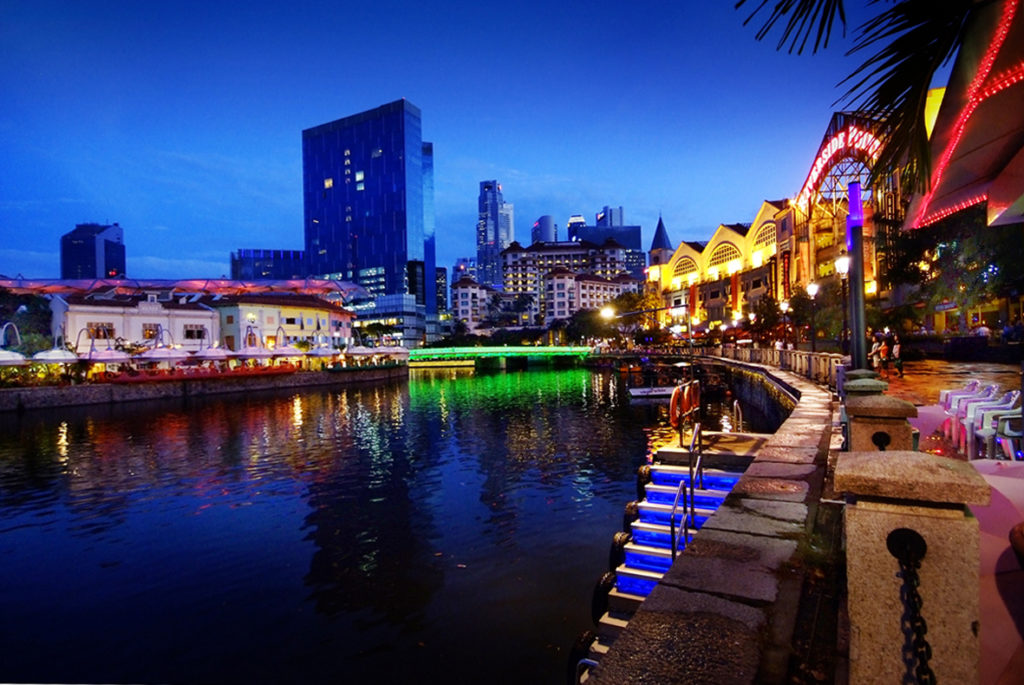 Clarke Quay in Singapore | Maxi Cab | Maxicab Singapore | 6-13 Seater ...