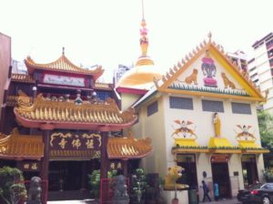 temple of 1 000 lights 300x224 Temple of 1000 Lights Sakya Muni Buddha Gaya in Singapore